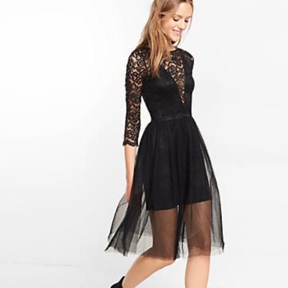 NWT Express | Black Lace & Tulle Deep V Dress | Size 0